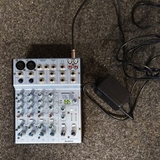 Alesis Multimix 6FX Mixing