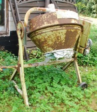 Großer Betonmischer Elektro Anschluß,siehe Beschreibung