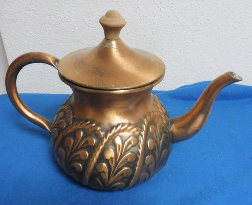 Alte teekanne aus kupfer - teekanne,