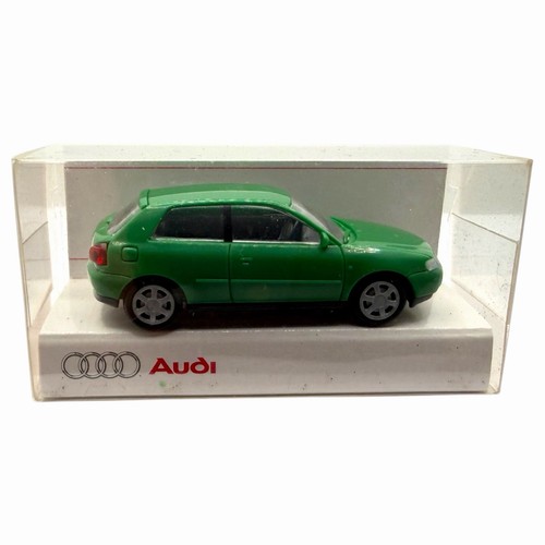 Audi t grün 110012 - 1,8,