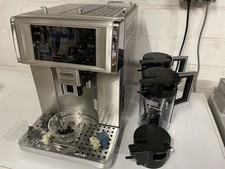 Delonghi ESAM 6700 als Ersatzteilspender Inkl. Milchbehälter