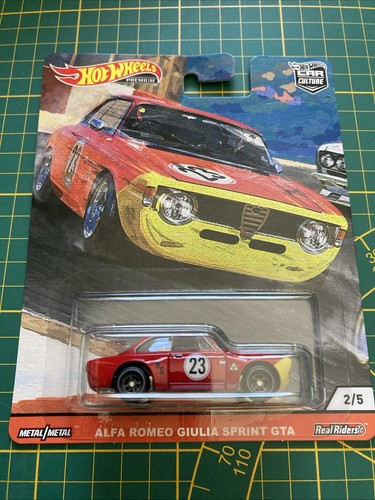 Hot wheels alfa romeo giulia - romeo,