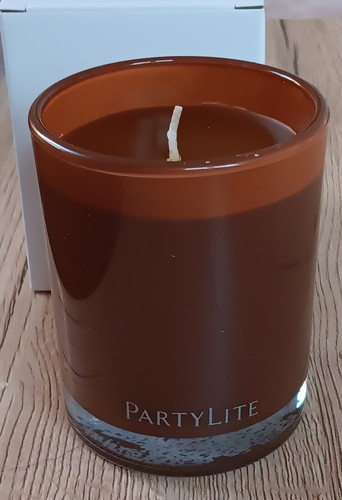 Partylite dwg escential - partylite,
