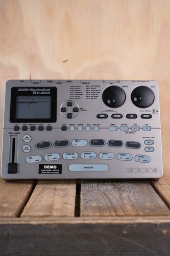 Zoom 323 rhythmtrak drum - rt-323,