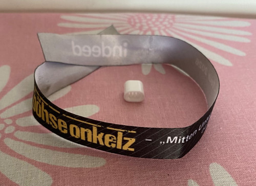 Böhse onkelz mitten unter - mitten,