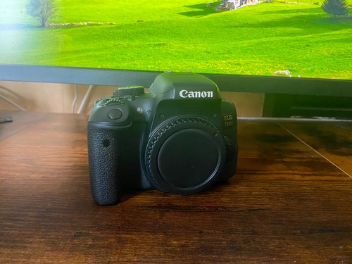 Canon eos 750d - /, mp
