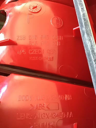 Skoda fabia original - 6y,