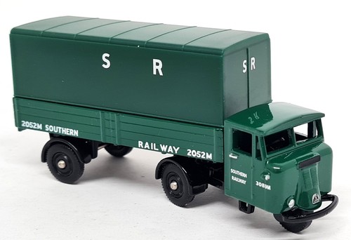 Trackside scammell - -,