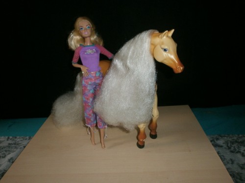 Barbie pferd mit - barbie, (tawny)