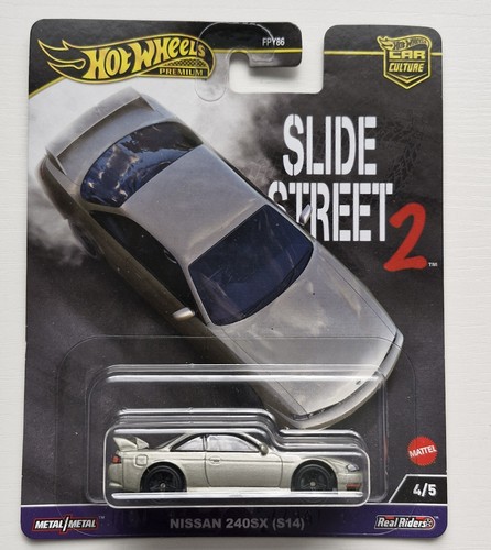 Hot wheels premium nissan - -,