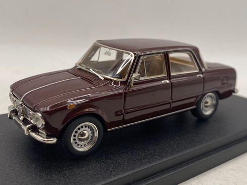 Look smart alfa romeo - look,