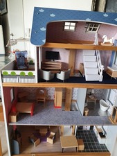 Kinderspielhaus Puppenhaus, Unikat Eigenbau frisch renoviert, möbliert