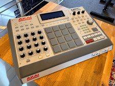 Akai MPC Renaissance Sampler