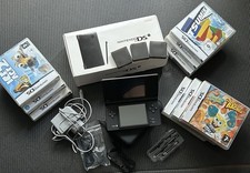 Nintendo DSi Handheld-Spielkonsole, Schwarz, Inkl. Spiele + Supercard