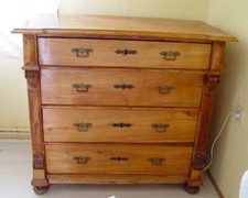 Jugendstil Kommode/Anrichte/Truhe in Kirschbaum massiv/Schellack poliert