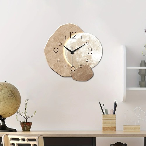 Moderne schlichte leise