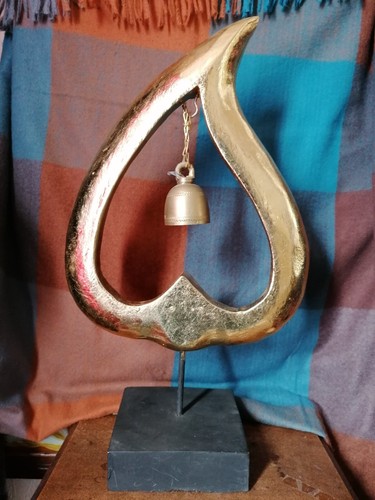 Gold herz mit - mit, messingglocke