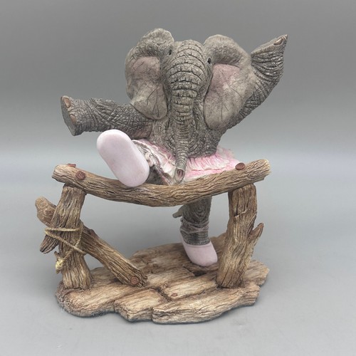 Country artist tuskers elefant - country,