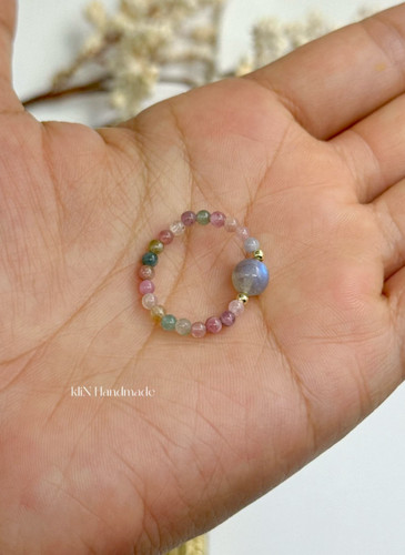 Elastischer ring aus - elastischer,