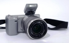 Digitale Systemkamera 16.1 MP
