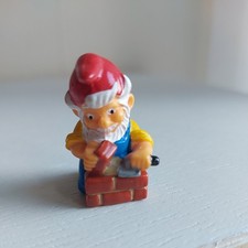 Überraschungsei Figure Zunft der Zwerge  1992 Maurer Ziegelstein