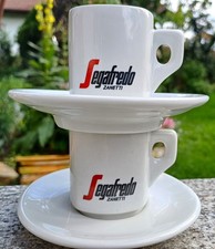 2    schöne Espresso-Tassen,   mit Untertassen      SEGAFREDO