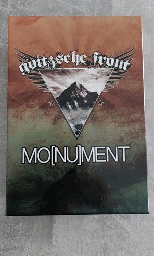 Goitzsche front ment - front, mo[nu]ment