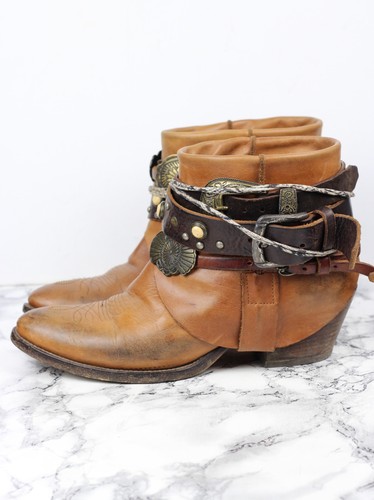 Russell bromley elena iachi - elena,