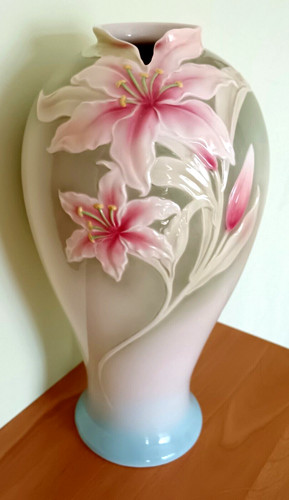 Neuwertige porzellanvase - 3d-,