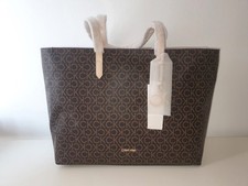 Calvin Klein CK Must Shopper