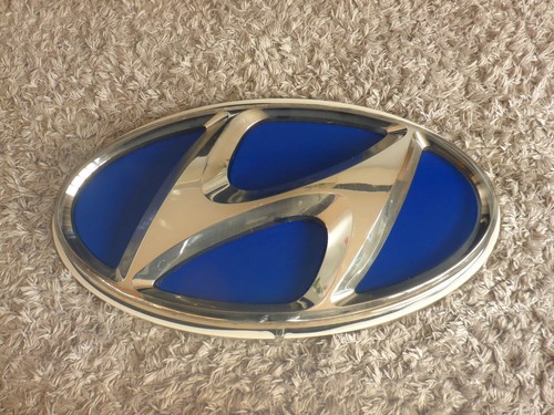 Hyundai schritzug logo emblem - schritzug,
