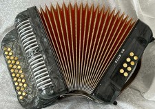 AKKORDEON HOHNER CLUB II B