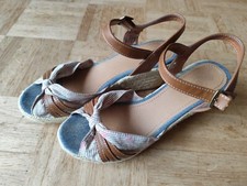 Sandale mit Riemchen und Absatz Giorgio Venuti Größe 39