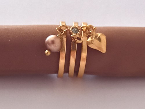 Hultquist ring fingerring - ring,