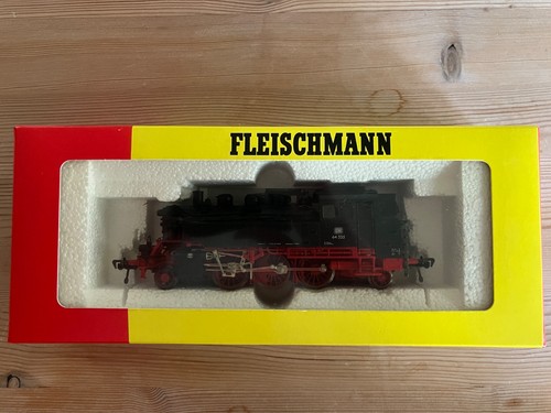Fleischmann sehr gut - 64,