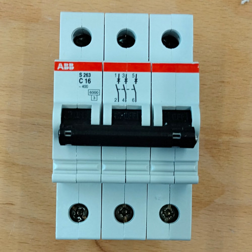 Abb s263 c16 - abb, 3polig