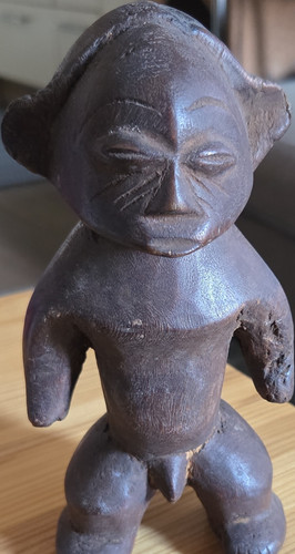 Afrikanische holzfigur braun - holzfigur,,