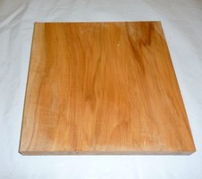 Apfelholz; 23 x 22 x 2 cm