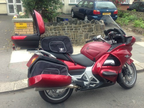 Honda 1300 pan european - pan,