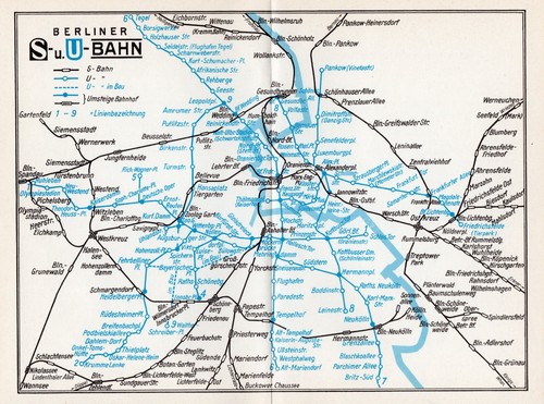 Berlin kleiner - +,