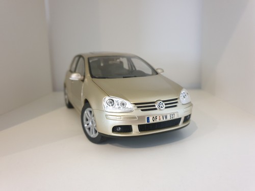 Golf 5 1 6 - v,