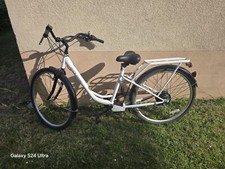 HILAND 28 Zoll E-Bike – Damen Citybike – 250W Motor, 36V – Weiß – Top Zustand!