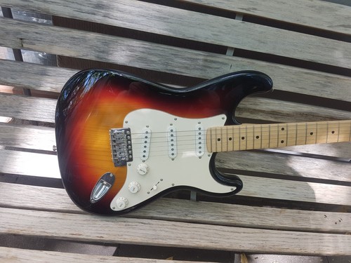 Squier fender stratocaster - squier,