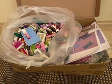 Kiste voller Lego Friends