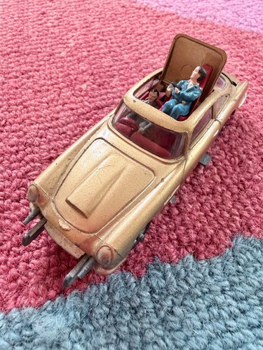 Corgi 007 james bond aston - 007,