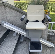 Lifta Treppenlift Modell 320 Außenlift Top Zustand
