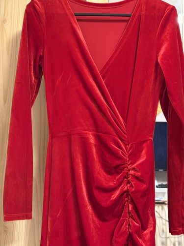 Schickes rotes kleid - rotes, –
