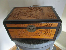 alte Ahorn Truhe mit Japan oder China  Motiv ca 1915 aus Asien top Rarität