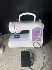 Nähmaschine Singer Curvy 8763