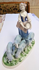 Große Porzellan Figur - Bäuerin mit 4 Schafen, Gerold & Co. Tettau, 27x14x26 cm